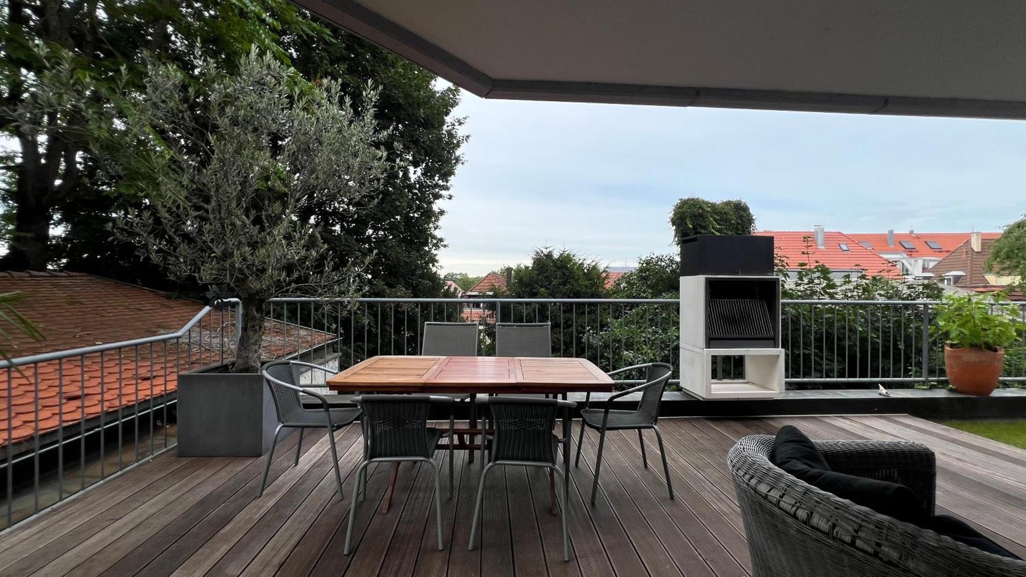 Ludwigshome Luxus - Zentral, Kostenloser Parkplatz, Terrasse Λούντβιχσμπουργκ Εξωτερικό φωτογραφία