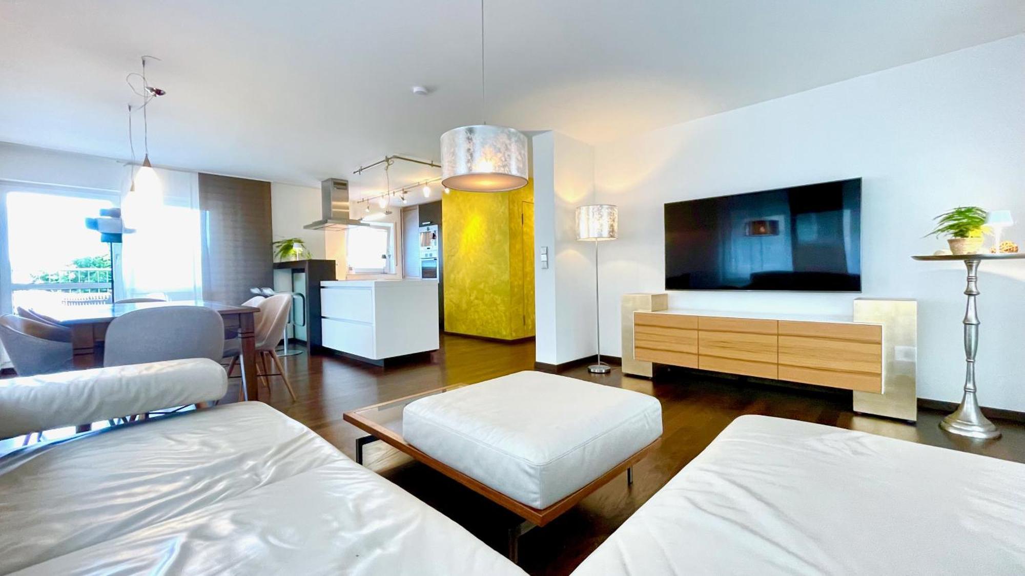 Ludwigshome Luxus - Zentral, Kostenloser Parkplatz, Terrasse Λούντβιχσμπουργκ Εξωτερικό φωτογραφία